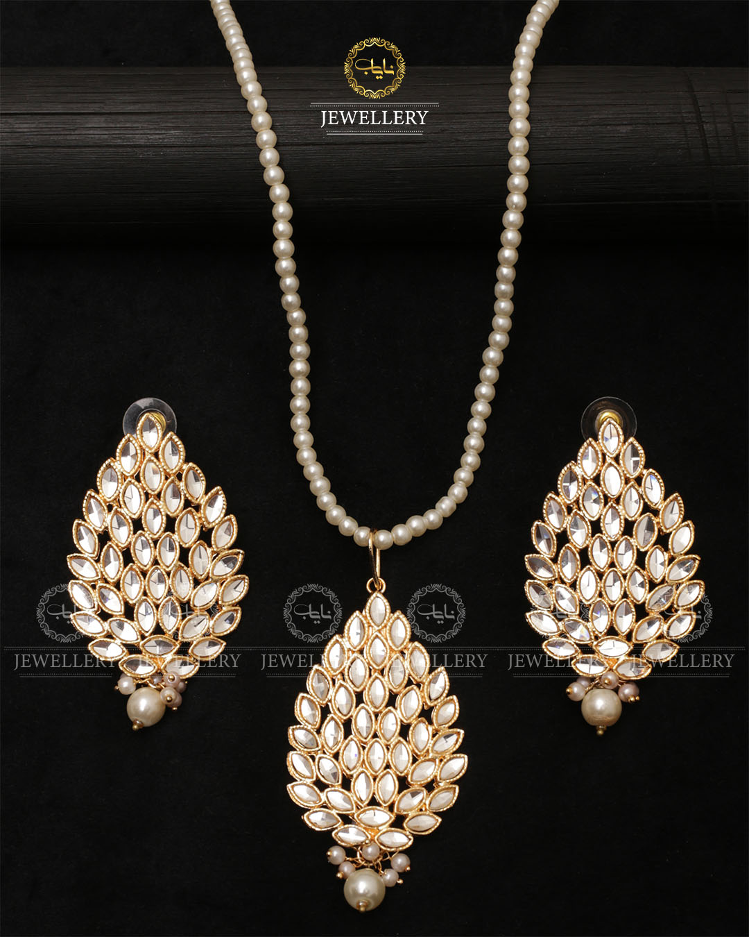 Kundan Locket pendant with Big siez earrings-2446 Nayab Jewellery